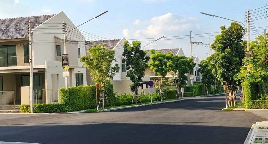 Продажа 3 спальни дом в Банг Ламунг, Чонбури