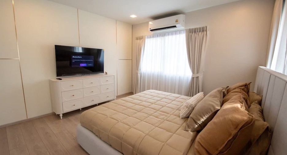 For rent 4 bedrooms house in Bang Phli, Samut Prakan