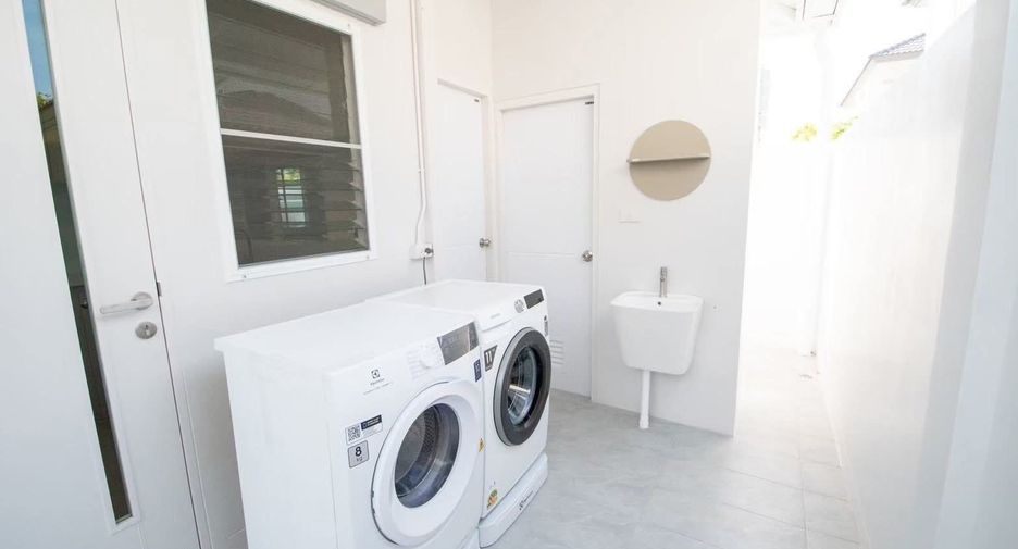 For rent 4 bedrooms house in Bang Phli, Samut Prakan