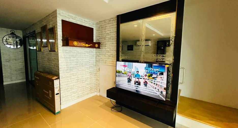 For rent 3 bedrooms townhouse in Kathu, Phuket