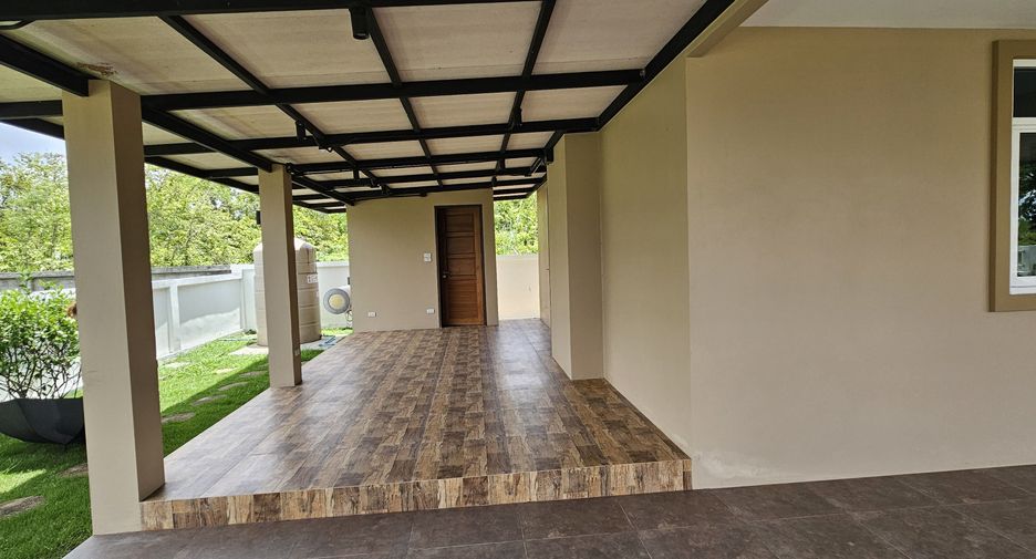 For sale 6 bedrooms house in Doi Saket, Chiang Mai