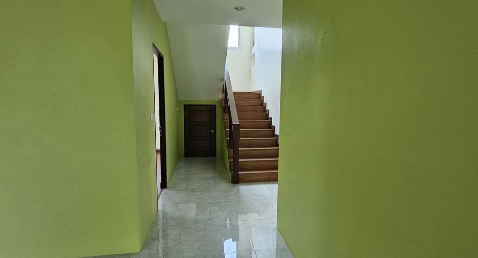 For sale 6 bedrooms house in Doi Saket, Chiang Mai