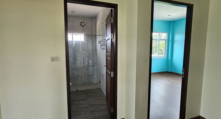 For sale 6 bedrooms house in Doi Saket, Chiang Mai