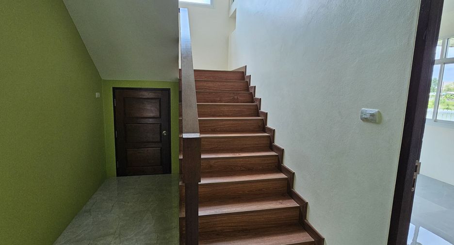 For sale 6 bedrooms house in Doi Saket, Chiang Mai