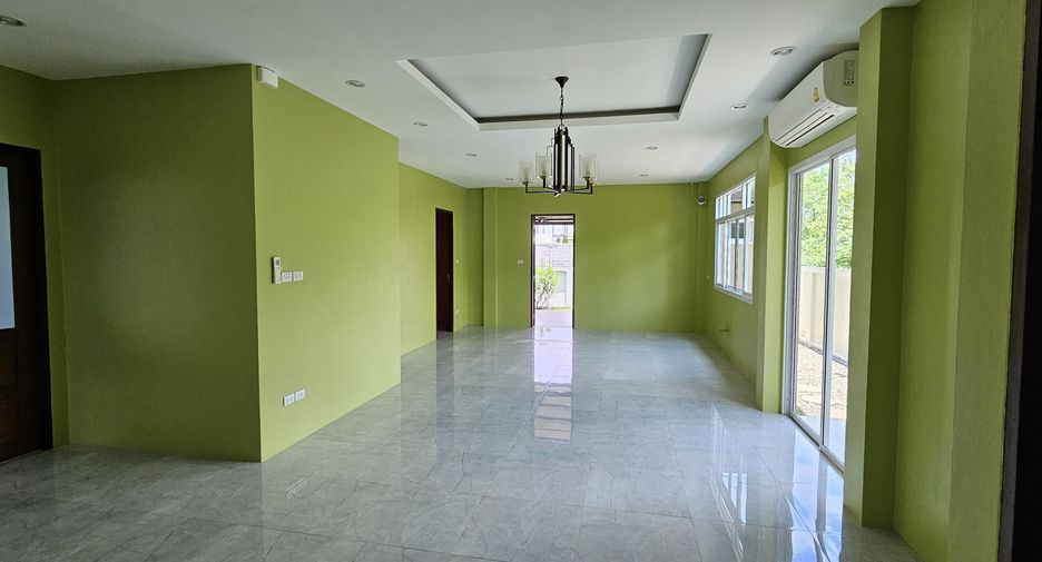 For sale 6 bedrooms house in Doi Saket, Chiang Mai