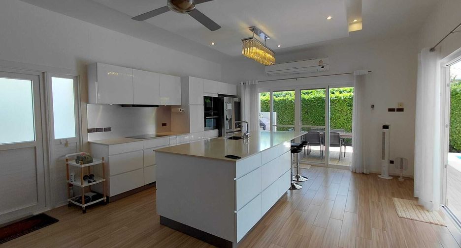 À vendre 3 chambres villa à Hua Hin, Prachuap Khiri Khan