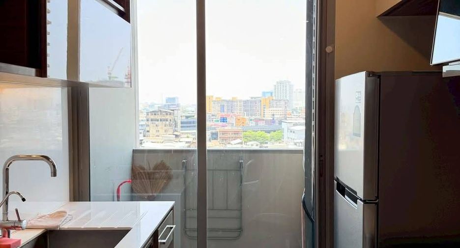 Condo en venta y en alquiler de 1 habitaciones en Bang Rak, Bangkok