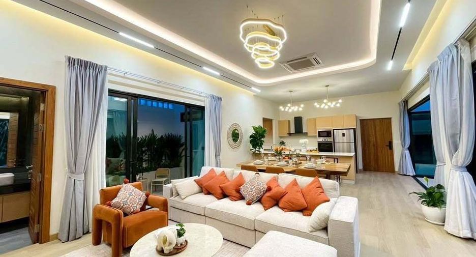 For sale 3 bedrooms villa in Thalang, Phuket