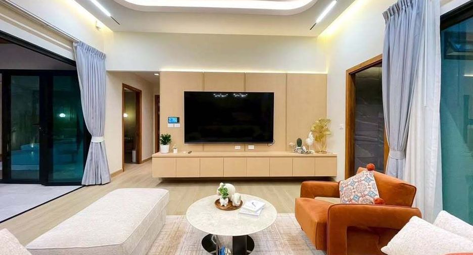 For sale 3 bedrooms villa in Thalang, Phuket