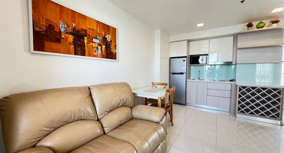 Condo en alquiler de 2 habitaciones en East Pattaya, Pattaya