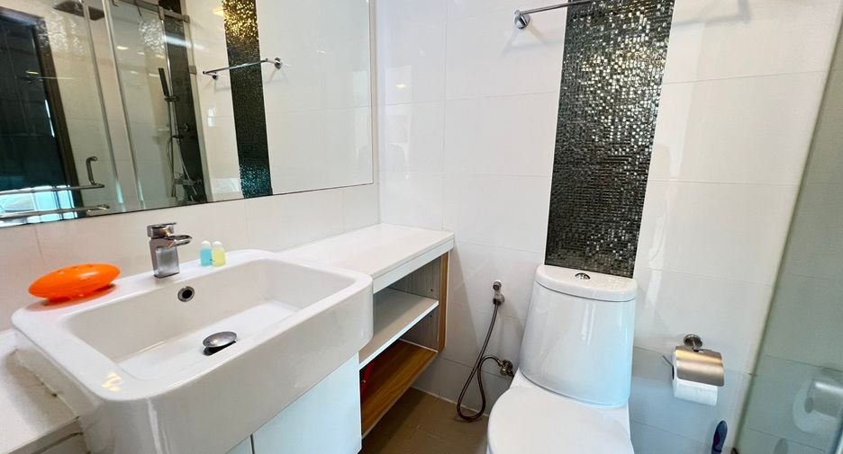 Condo en alquiler de 2 habitaciones en East Pattaya, Pattaya