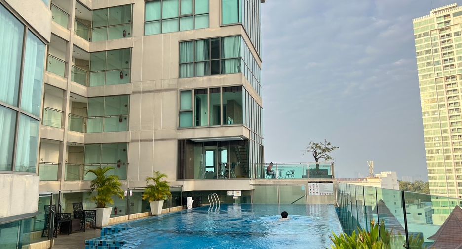 Condo en alquiler de 2 habitaciones en East Pattaya, Pattaya