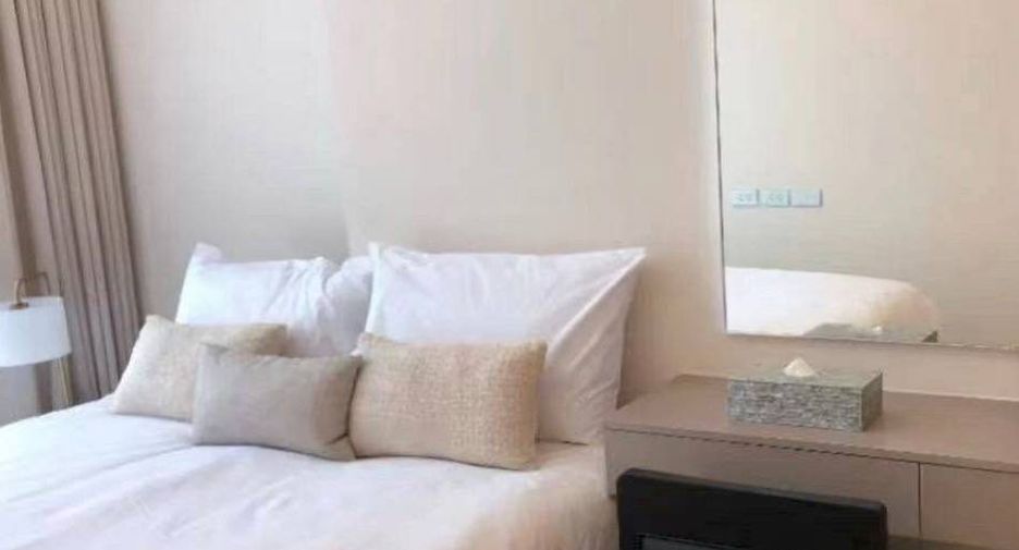 For sale 2 bedrooms condo in Khlong Toei, Bangkok