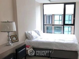For sale 2 bedrooms condo in Khlong Toei, Bangkok