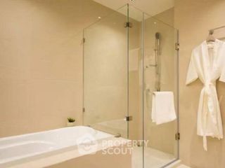 For sale 2 bedrooms condo in Khlong Toei, Bangkok