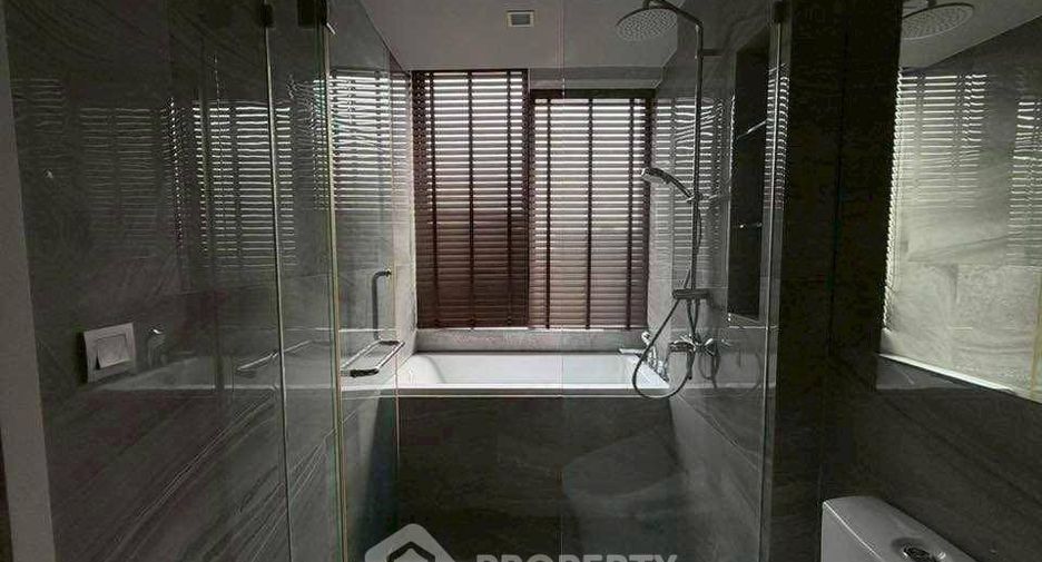 ขาย 2 ห้องนอน คอนโด ใน คลองเตย, กรุงเทพฯ