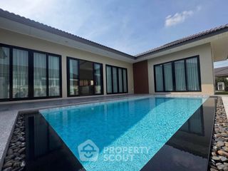 À vendre 3 chambres villa à Bang Lamung, Chonburi