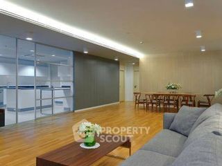 À louer 3 chambres appartement à Watthana, Bangkok
