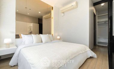For rent 2 bedrooms condo in Pathum Wan, Bangkok