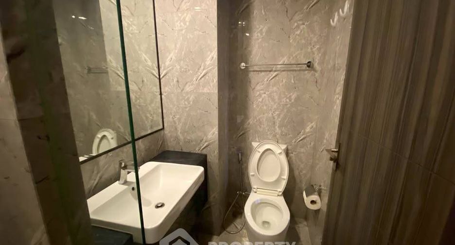 Condo en alquiler de 1 habitaciones en Khlong Toei, Bangkok
