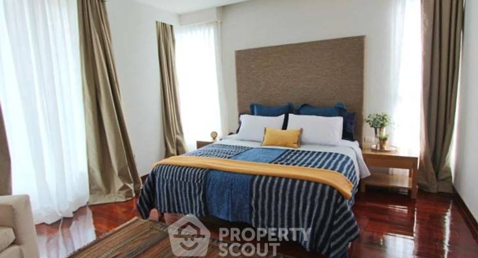 For rent 4 bedrooms apartment in Sathon, Bangkok