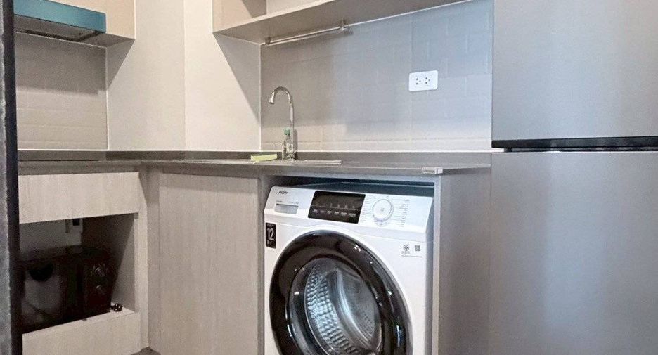 For rent 2 bedrooms condo in Bang Kapi, Bangkok