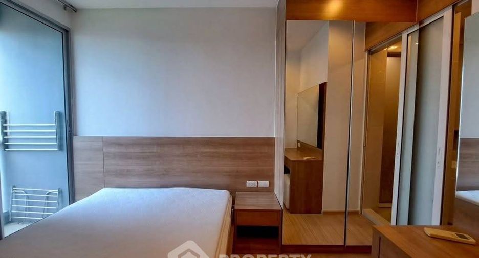 Condo en alquiler de 1 habitaciones en Phra Khanong, Bangkok