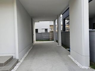 出租 4 卧室 独立屋 在 Bang Phli, Samut Prakan