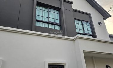 出租 4 卧室 独立屋 在 Bang Phli, Samut Prakan