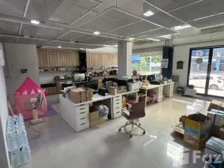 For sale and for rent retail Space in Khan Na Yao, Bangkok