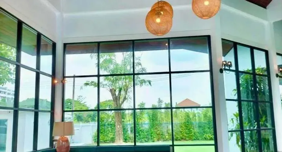For sale and for rent 4 bedrooms villa in Prawet, Bangkok