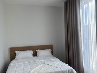 Casa adosada en alquiler de 3 habitaciones en Bang Phli, Samut Prakan