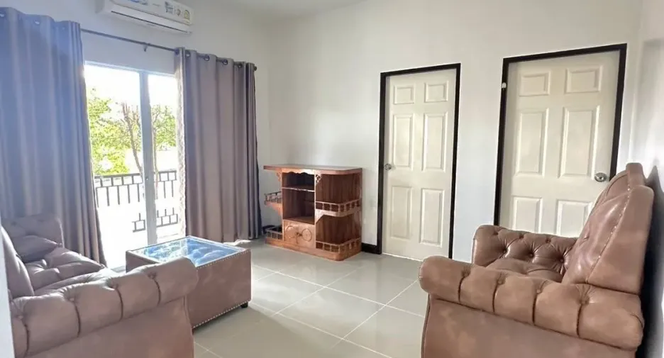 For sale 5 bedrooms house in Hang Dong, Chiang Mai