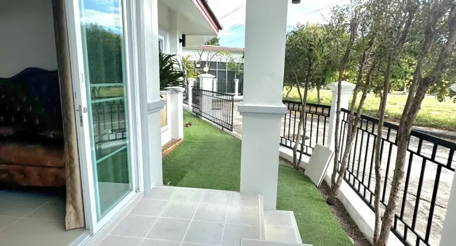 For sale 5 bedrooms house in Hang Dong, Chiang Mai