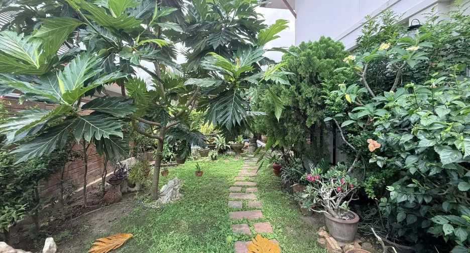 Villa zum Kauf mit 4 Zimmer in Huay Yai, Pattaya