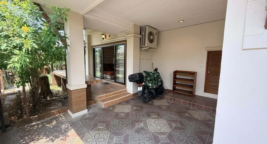 Villa zum Kauf mit 4 Zimmer in Huay Yai, Pattaya