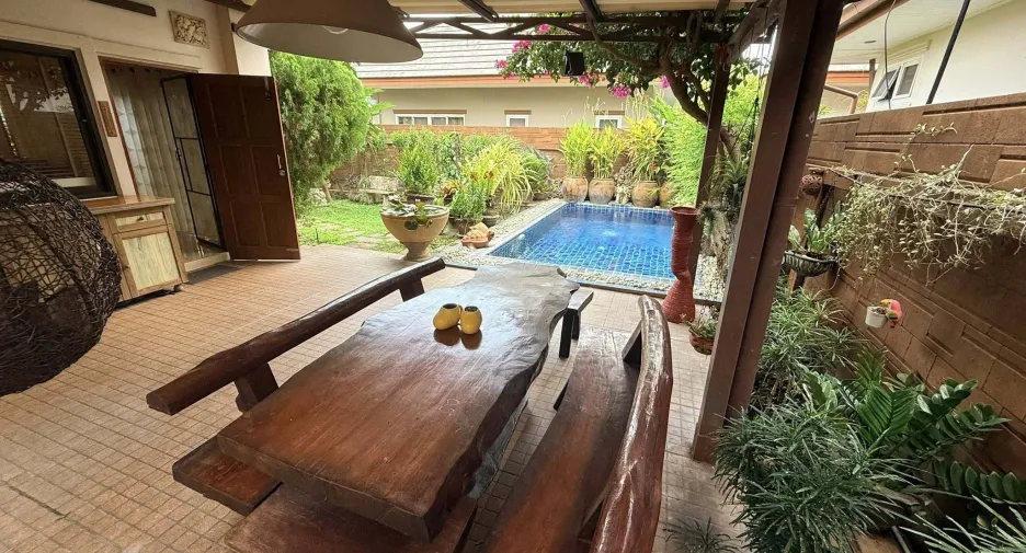Villa zum Kauf mit 4 Zimmer in Huay Yai, Pattaya