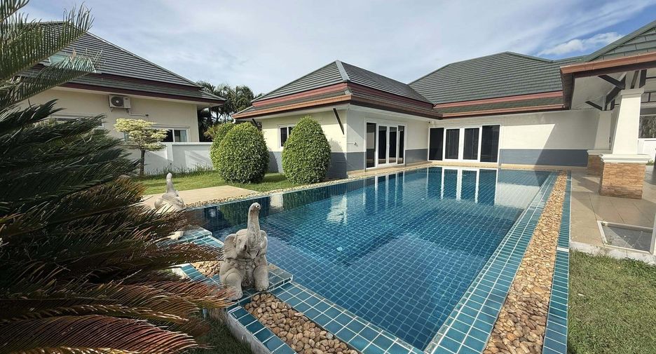 Villa en venta de 4 habitaciones en Huay Yai, Pattaya
