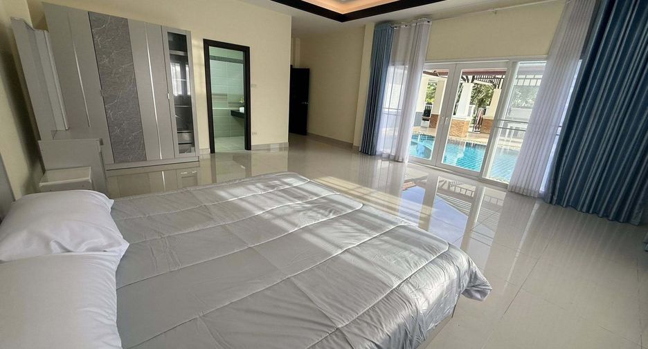 Villa en venta de 4 habitaciones en Huay Yai, Pattaya