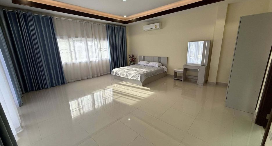 Villa en venta de 4 habitaciones en Huay Yai, Pattaya