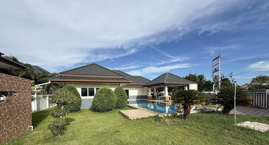 Villa en venta de 4 habitaciones en Huay Yai, Pattaya