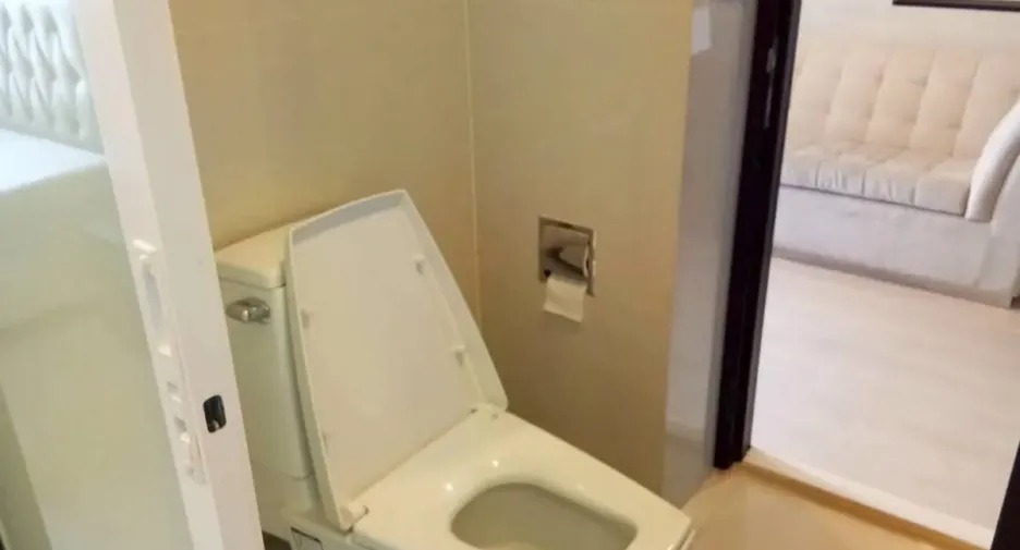 Wohnung zur Miete mit 1 Zimmer in Khlong Toei, Bangkok