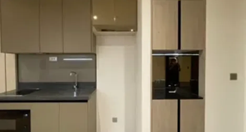 Продажа и аренда 1 кровать кондо в Хуаи Кхщанг, Бангкок