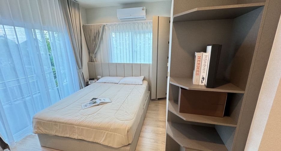 For rent 4 bedrooms house in Sai Mai, Bangkok