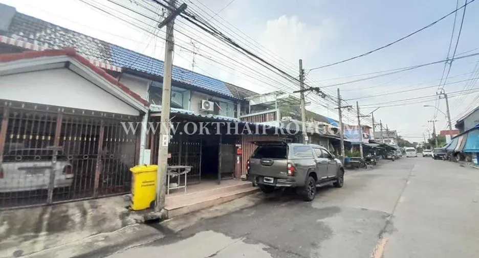 For sale 4 ベッドルーム townhouse in Pak Kret, Nonthaburi