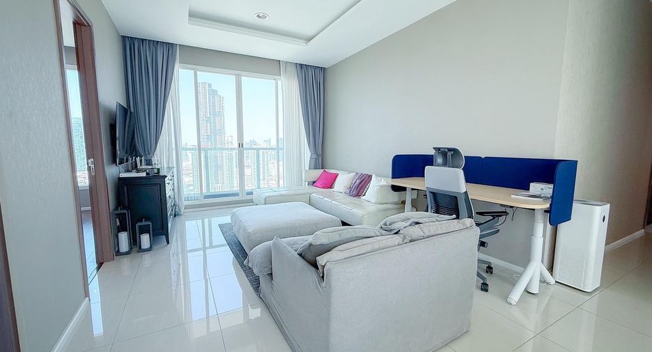 Condo en venta de 3 habitaciones en Bang Kho Laem, Bangkok