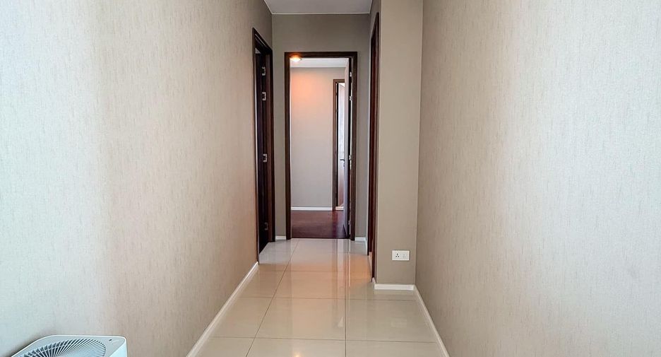 Condo en venta de 3 habitaciones en Bang Kho Laem, Bangkok