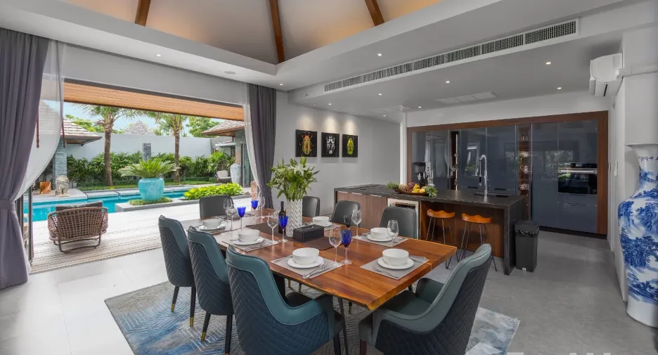 For sale 4 bedrooms villa in Thalang, Phuket