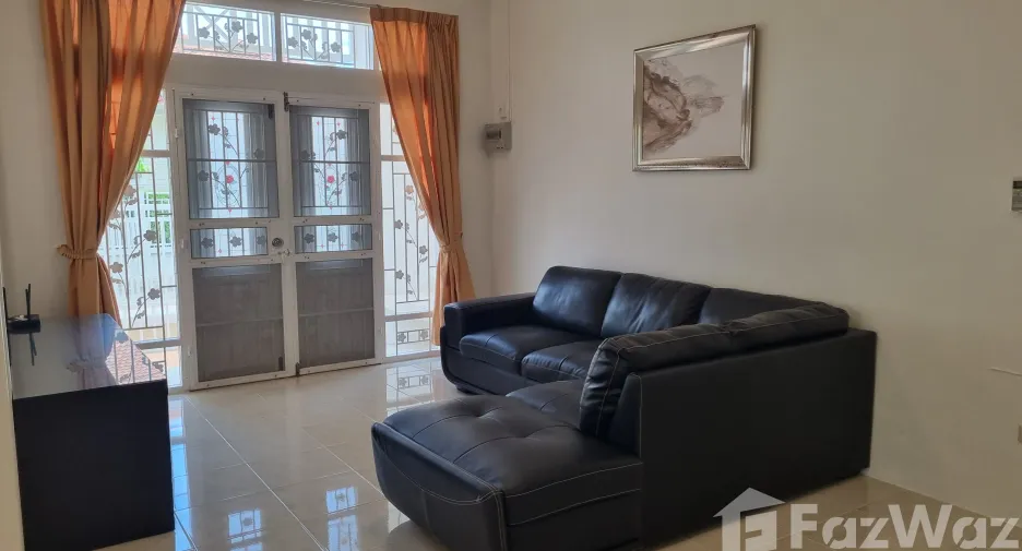 Haus zur Miete mit 3 Zimmer in Mueang Phuket, Phuket