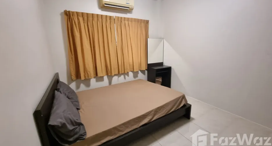 Haus zur Miete mit 3 Zimmer in Mueang Phuket, Phuket